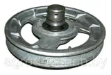 Шкив натяжной с осью (РСМ) 3518050-121130А (10.01.30.900, 10.01.30.370)